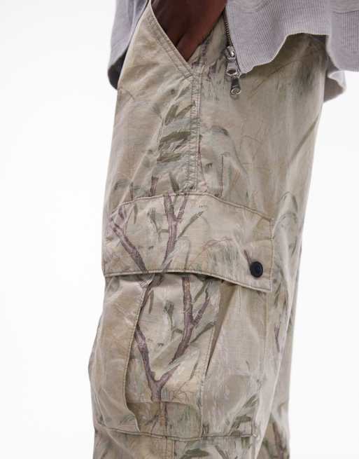 Levi's – Parachute – Locker geschnittene Cargohose aus Ripstop in Beige mit Wiesen- und Military-Muster, 5 von 5