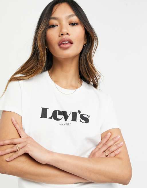 Levi s Perfect T Shirt mit Logo auf der Brust in WeiB ASOS