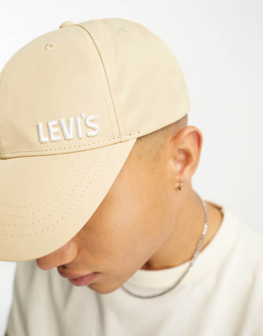 Levi's - Pet in beige met logo aan de zijkant