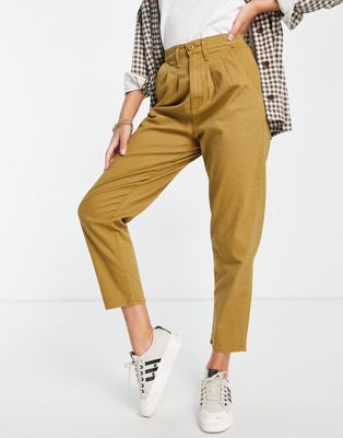 Levi's pleated balloon jeans in tan