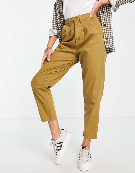 Levi's pleated balloon jeans in tan | ASOS