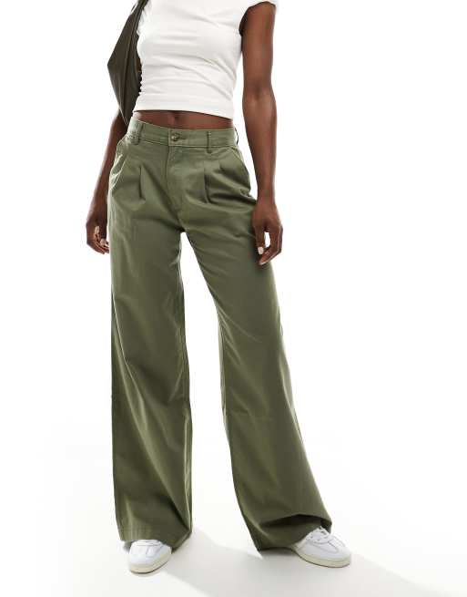 Levi's pleated wide leg twill pants in mid green