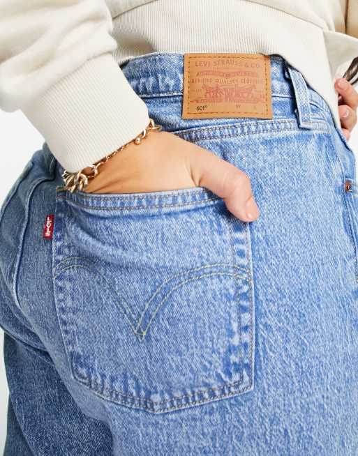 Jean bleu clair discount levis