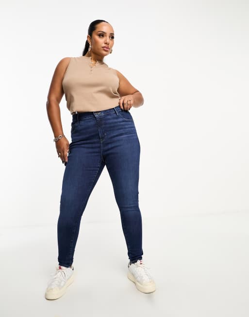 Levi's super shop high rise jeans