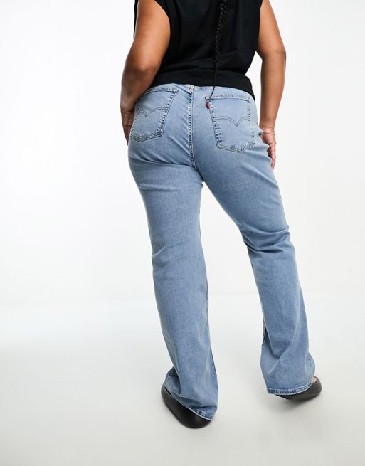 724 High Rise Slim Straight Women's Jeans (plus) - Light Wash