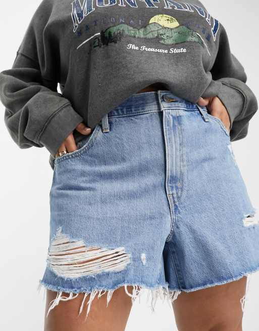 Levi's Plus distressed mom shorts in light wash blue | ASOS