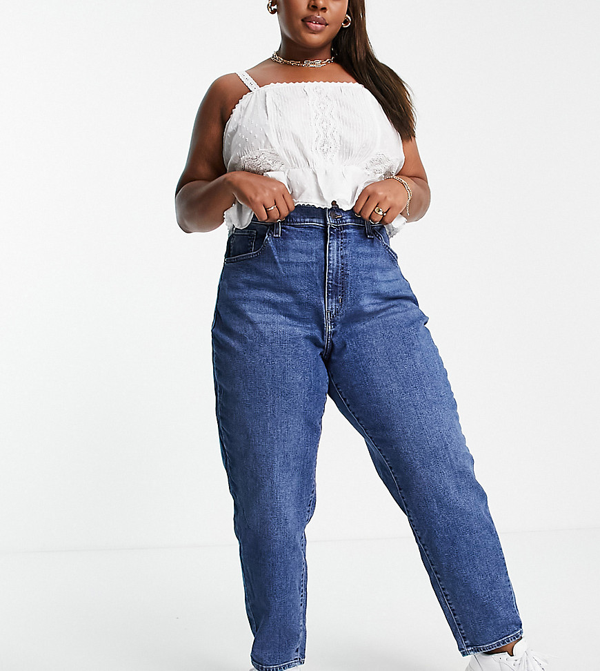Levi’s Plus high waisted mom jeans in blue wash