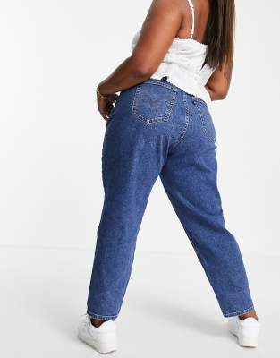 levis plus boyfriend jeans