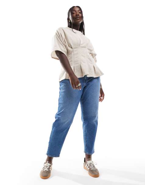 Levi plus size pull hotsell on jeans