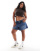Thumbnail 1 van 5