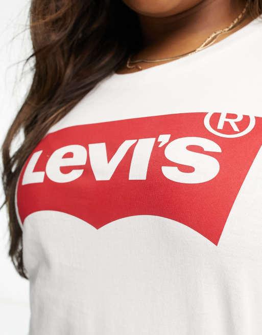 Levi's Plus original batwing logo t-shirt in white, 3 of 4
