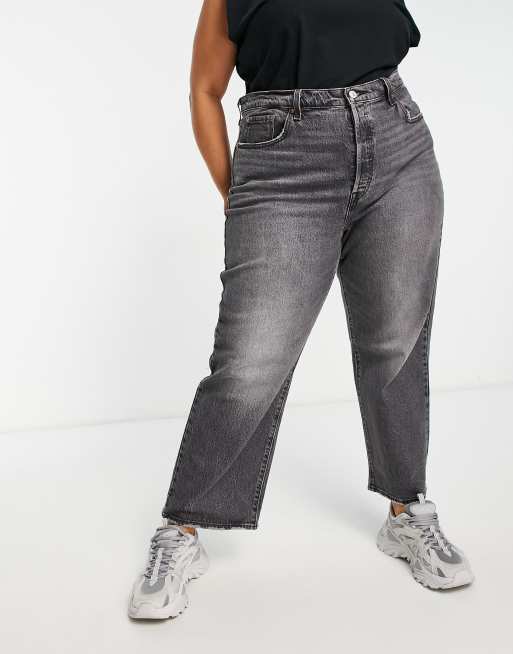 Levi's Plus ribcage straight leg jeans in black