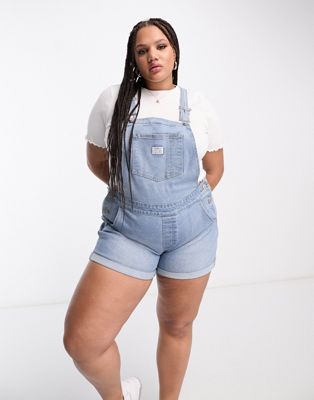Levi's Plus short dungarees in mid wash blue