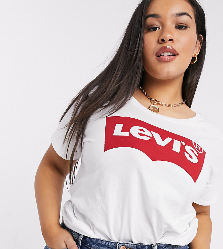Levi's Plus T-shirt With Batwing Logo In White