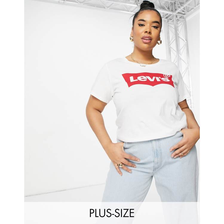 Plus size levi store t shirt