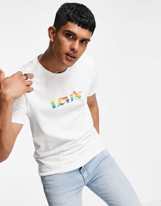 Levi's Pride logo T-shirt in white | ASOS