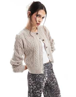 Shop Levi's Primrose cable merino wool knit cardigan in beige Online – Trendy & Affordable Fashion