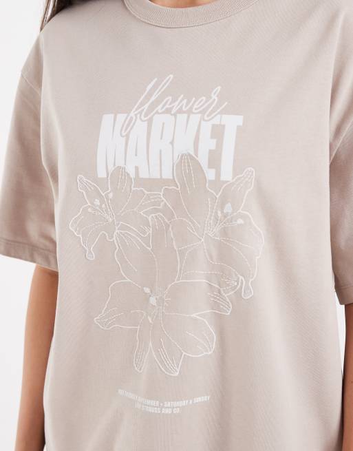 Levi's printed t-shirt in beige, 4 of 4