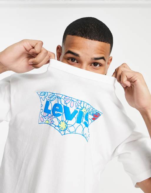 Levi s printed T shirt in white