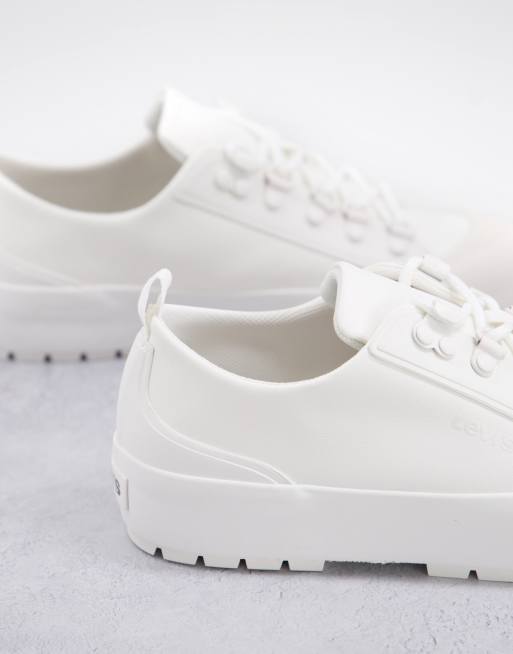 Levi S Pu Lace Up Sneakers In White Asos