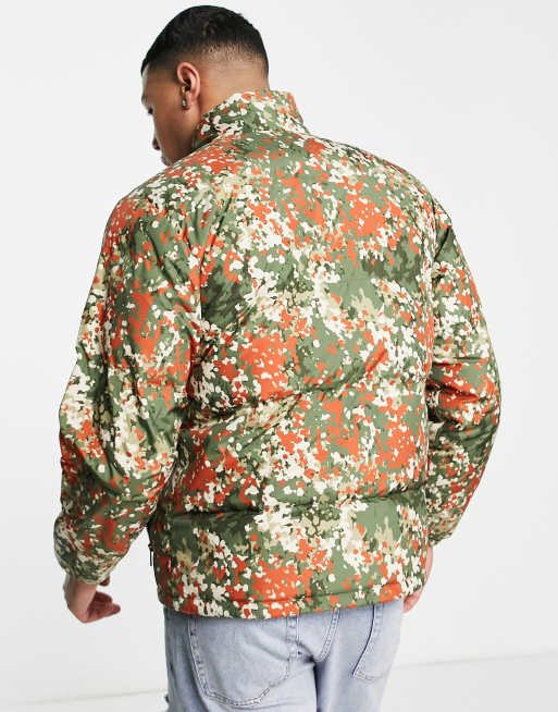 Levi's camo store puffer jacket