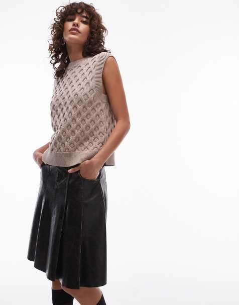 Levi's – Pulloverweste in Beige mit Zopfstrickmuster - view 1