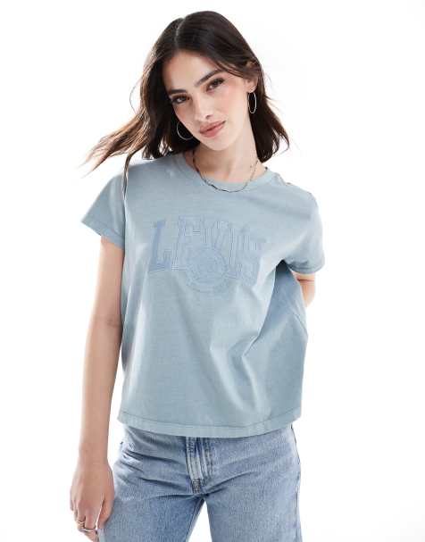 Levi's - Recht T-shirt met ton-sur-ton varsity applicatie-logo in middenblauw - view 1