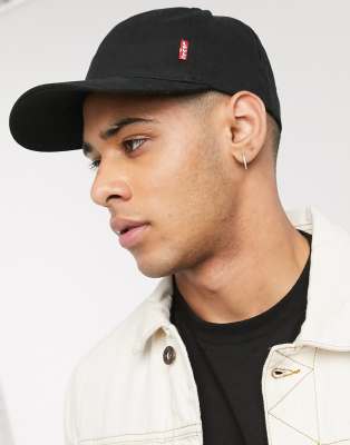 Levi's red tab cap in black