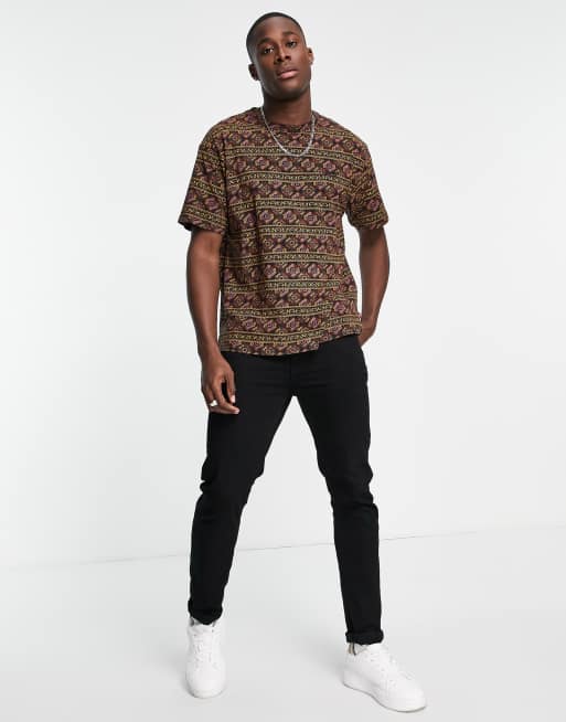 Levi's red tab meadllion stripe vintage fit t-shirt in black | ASOS