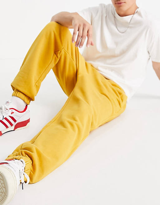 Levi's red tab sweat joggers in yellow