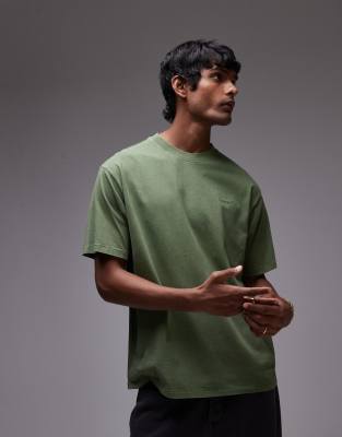 Levi's – Red Tab – Zielony T-shirt o luźnym kroju z logo w stylu vintage - view 1
