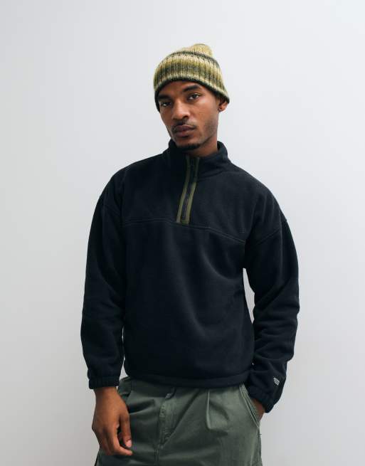 Levi's redwood quarter zip sweatshirt in black, 4 of 5