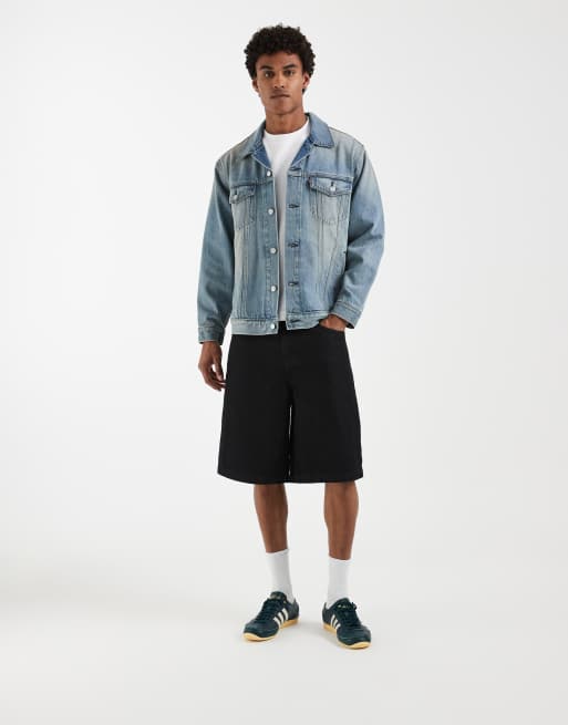Levi's relaxed fit denim trucker jacket in light vintage wash, 2 of 5
