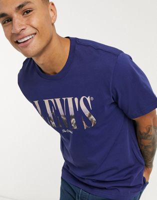 Levi's relaxed fit serif photo logo t-shirt in dark blue