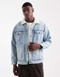 Levi's relaxed fit sherpa denim trucker jacket in mid vintage wash