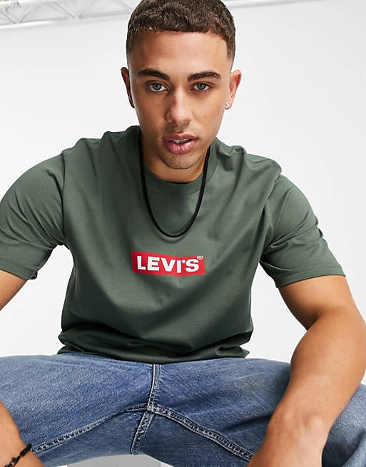 Levi's relaxed fit t-shirt in green with chest boxtab logo