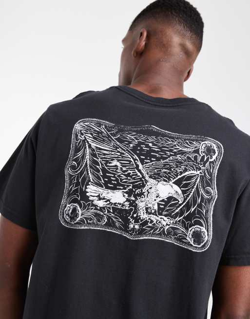 Levi's – Relaxed-Fit-T-Shirt in Schwarz mit Adlerschnallen-Rückenprint, 5 von 5