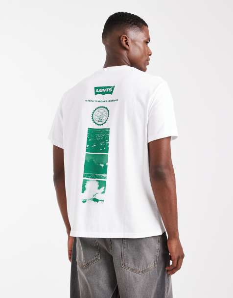 Levi's – Relaxed Fit T-Shirt in Weiß mit Field Trip-Rückenprint - view 1