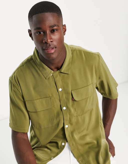 Levi's olive shop green shirt