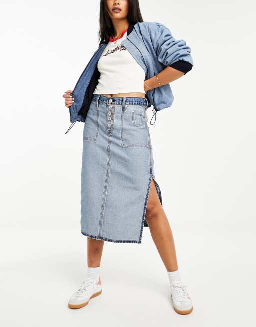 Levi's Revers side slit denim skirt in blue inverted wash