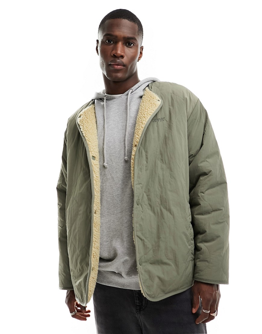 Levi's Reversible abbots padded jacket in green/cream with shearling lining