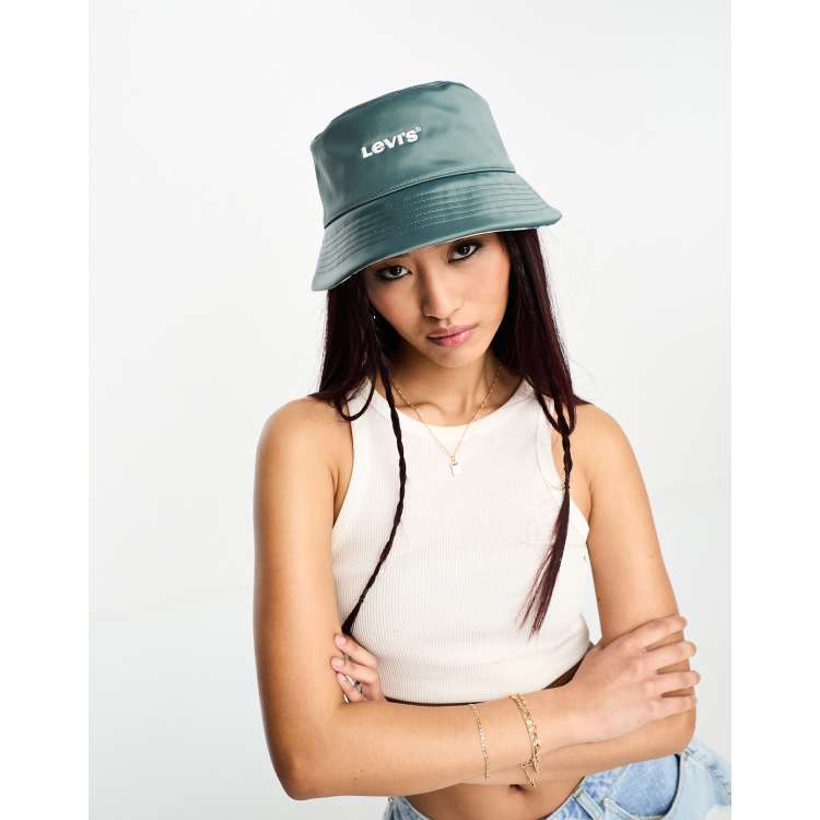 Bucket deals hat levis