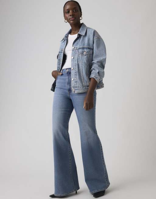 Levi's Ribcage bell jeans in blue, 3 of 4