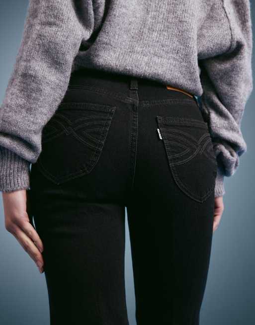 Levi's – Ribcage Bells – Ausgestellte Jeans in schwarzer Waschung mit hohem Bund , 3 von 5