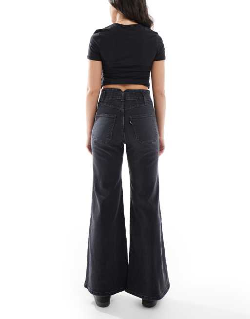 Levi's – Ribcage Bells – Schlagjeans in Schwarz mit hohem Bund und Korsett-Detail, 2 von 5