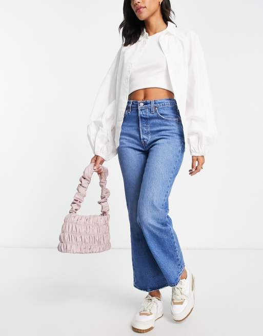 Levi's ribcage crop jean in mid wash blue | ASOS