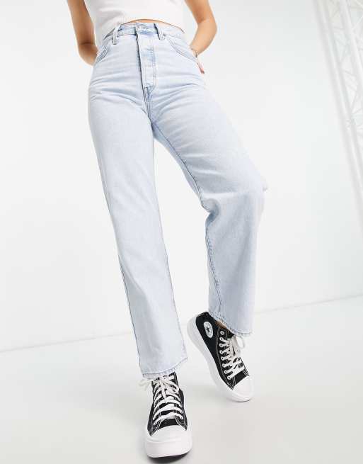 Levi's - Ribcage - Enkellange jeans met rechte pijpen in blauw met lichte wassing 