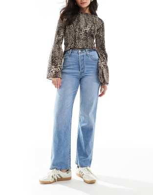 Levi's - Ribcage - Gerade geschnittene, knöchellange Jeans in Hellblau