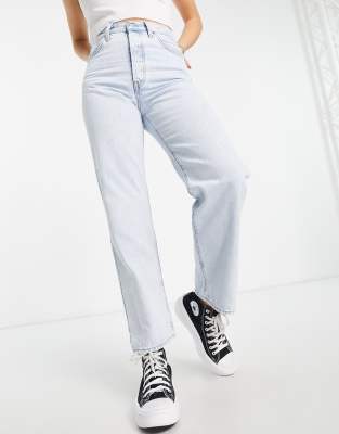 Levi's - Ribcage - Gerade geschnittene, knöchellange Jeans in hellblauer Waschung