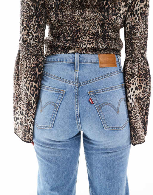 Levi's Ribcage Jeans dritti alla caviglia blu chiaro ASOS - Main Image